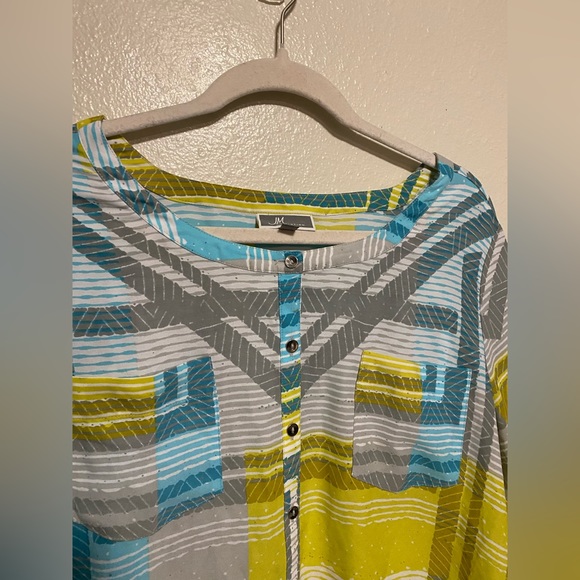 JM Collection Vibrant Semi Sheer Button Uo Blouse | Shirt | Top - Picture 4 of 4